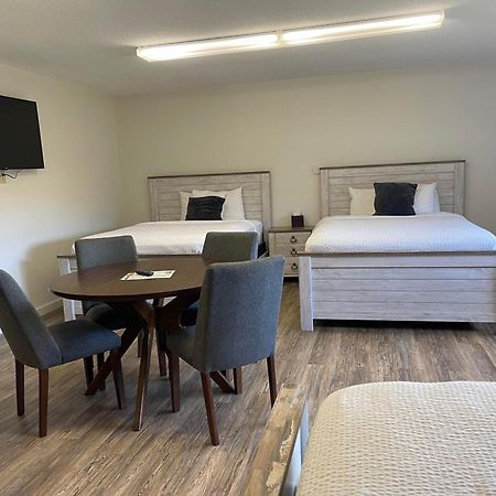 The Patch Lodge Warroad Екстер'єр фото